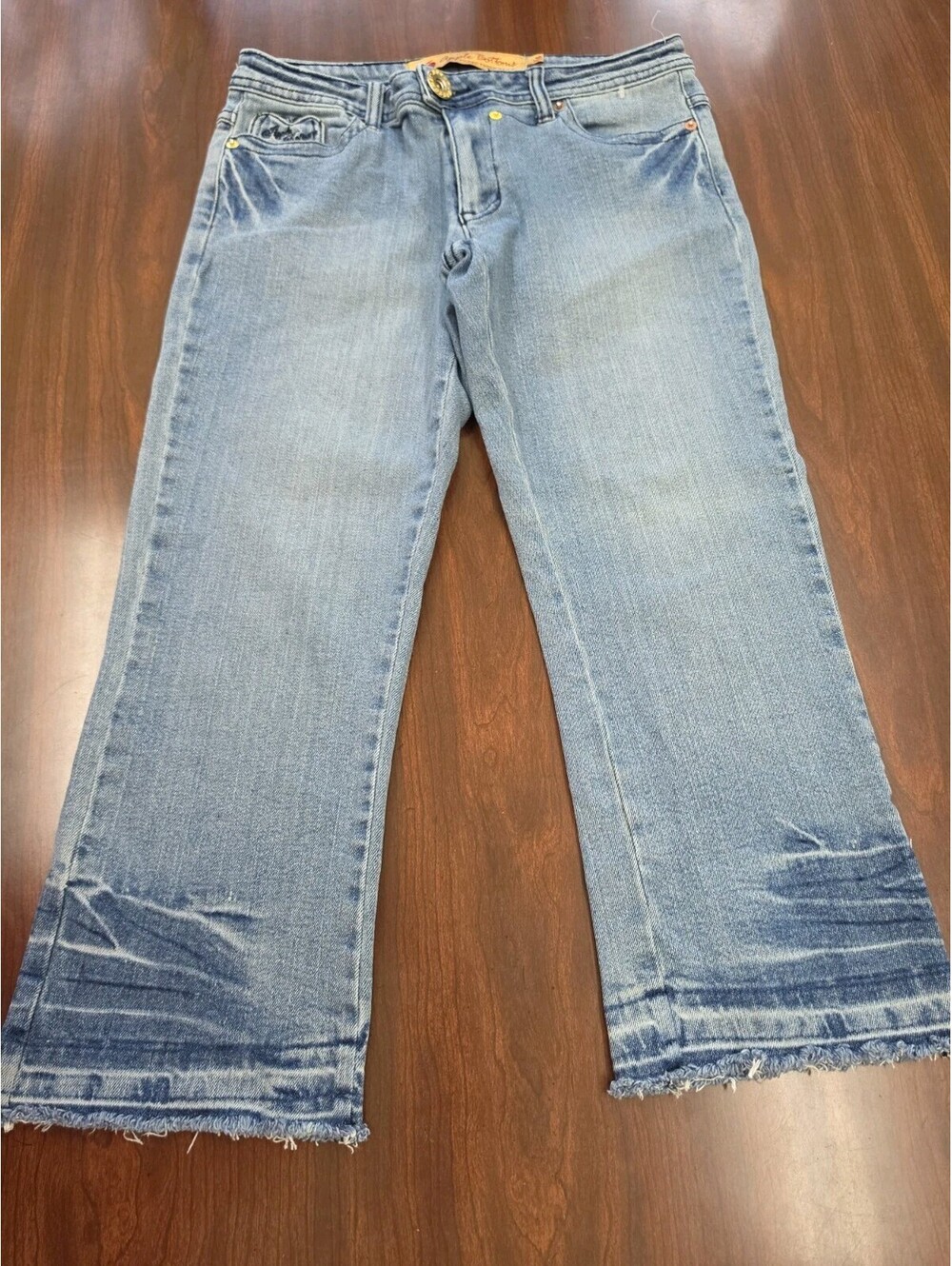 Vintage Y2K Apple Bottoms Jeans Womens 7/8 Raw Hem Embroidered Pockets Bootcut
